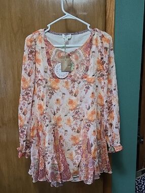 Umgee Floral Tiered Peasant Tunic in Cream and Orange